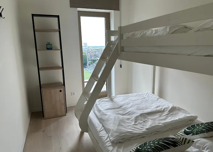 Appartement Luxury 2-bedroom With Spacious Sun Terrace T131 *